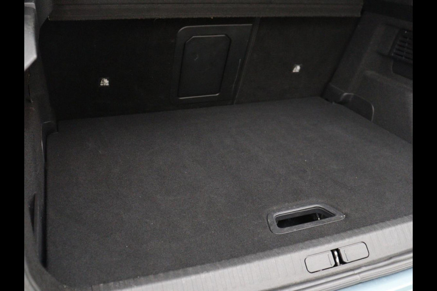 Citroën Ë-C4 Shine 50 kWh | 3-fase | SOH 90% | 360 Camera | Stuurwielverwarming | Adaptive Cruise | Head-up | Carplay