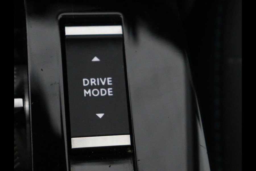 Citroën Ë-C4 Shine 50 kWh | 3-fase | SOH 90% | 360 Camera | Stuurwielverwarming | Adaptive Cruise | Head-up | Carplay