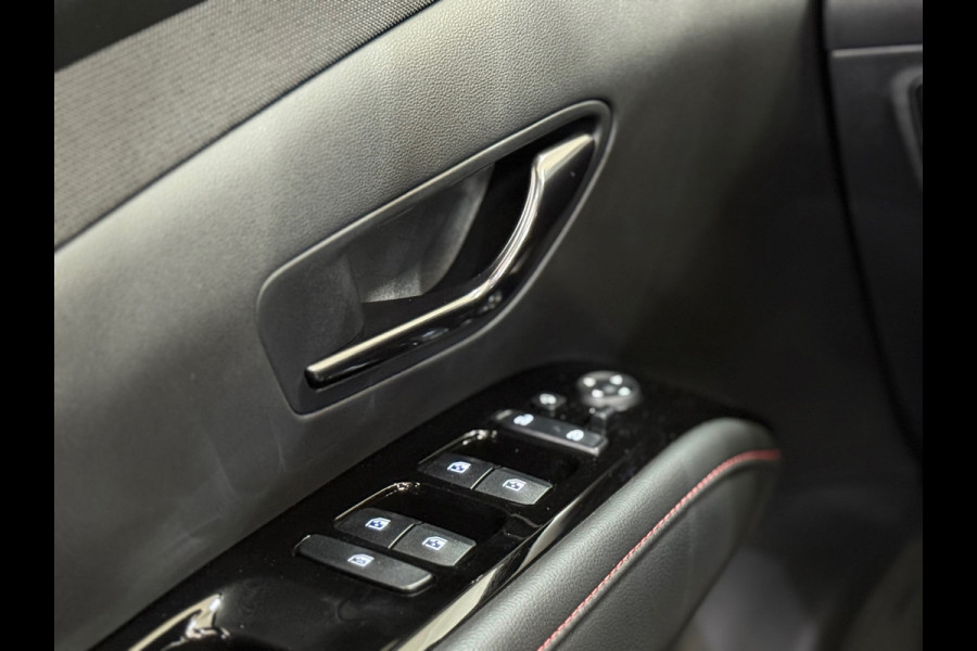 Hyundai Tucson 1.6 T-GDI 150pk N Line | Pano | Winterpakket | 19inch | Adapt cruise | Camera | Bomvol |