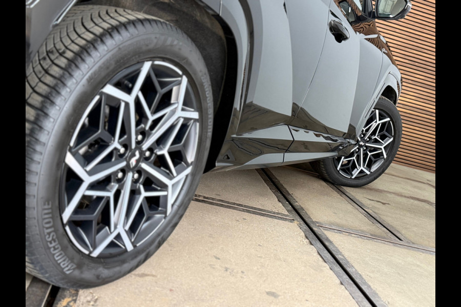 Hyundai Tucson 1.6 T-GDI 150pk N Line | Pano | Winterpakket | 19inch | Adapt cruise | Camera | Bomvol |