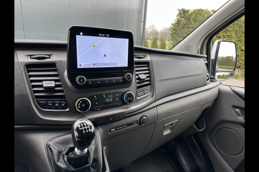 Ford Transit Custom 2.0 TDCI / L1H1 / 1e EIG. / 2.500 KG AHG / CAMERA / TREKHAAK / CRUISE / AIRCO / NAVI / STOELVERW.