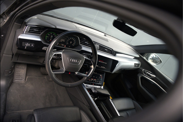 Audi e-tron Sportback 50 quattro S edition 71 kWh S-Line | Panoramadak | Stoelverwarming | Adaptive Cruise Control | Ambiance Verlichting | Memory Seat | Parkeersensoren | Keyless | Apple Carplay