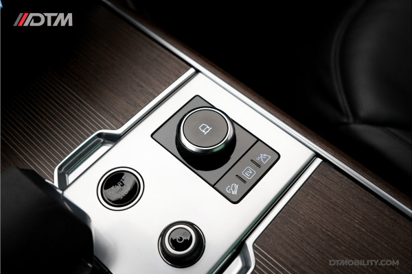 Land Rover Range Rover 3.0 P440e Autobiography | Massage | Meridian 3D |