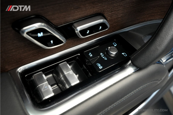 Land Rover Range Rover 3.0 P440e Autobiography | Massage | Meridian 3D |