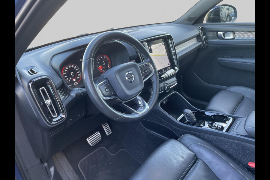 Volvo XC40 1.5 T3 R-Design | Schuifkantel dak | Leder