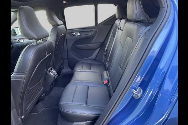 Volvo XC40 1.5 T3 R-Design | Schuifkantel dak | Leder