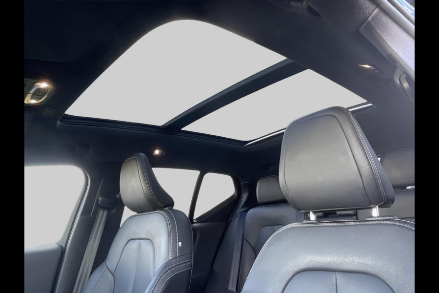 Volvo XC40 1.5 T3 R-Design | Schuifkantel dak | Leder