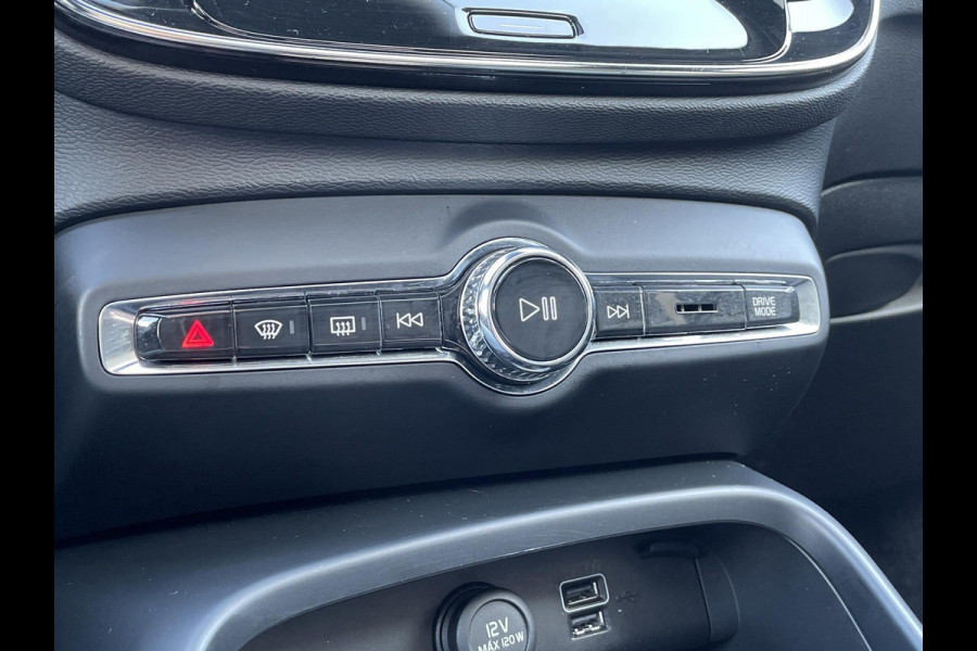 Volvo XC40 1.5 T3 R-Design | Schuifkantel dak | Leder