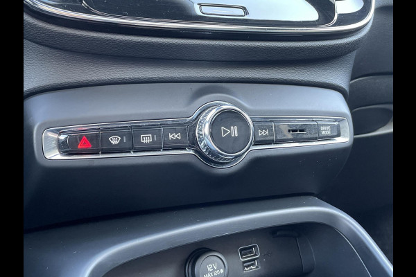 Volvo XC40 1.5 T3 R-Design | Schuifkantel dak | Leder