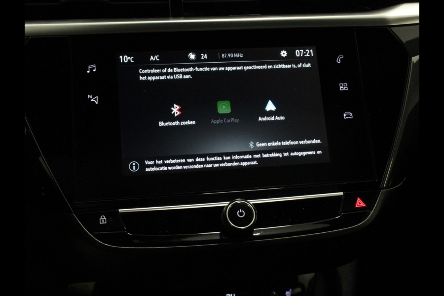 Opel Corsa 1.2 Turbo Sport Edition | Climate control | Cruise control | Panoramadak | Achteruitrijcamera | Parkeersensoren | Stuurverwarming | Stoelverwarming | Apple Carplay/ Android Auto