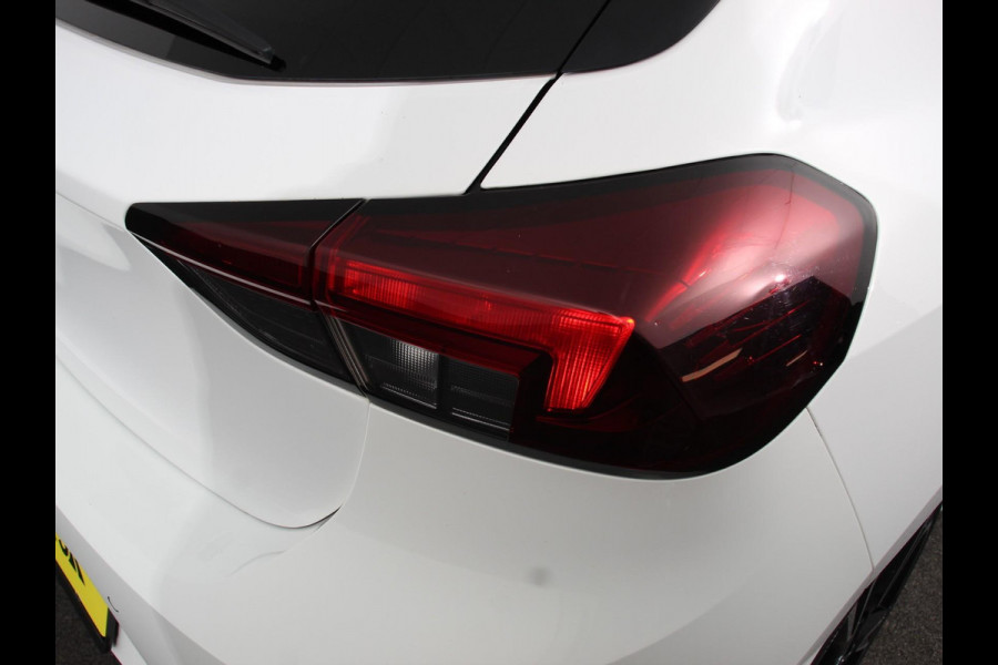 Opel Corsa 1.2 Turbo Sport Edition | Climate control | Cruise control | Panoramadak | Achteruitrijcamera | Parkeersensoren | Stuurverwarming | Stoelverwarming | Apple Carplay/ Android Auto