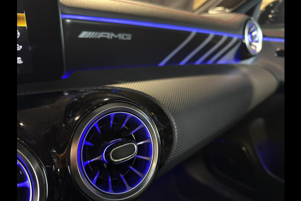 Mercedes-Benz CLA-Klasse AMG 35 4MATIC Premium Plus | Panoramadak | Burmester | Geheugen L+R | 360 Camera | Nightpakket | 19"|