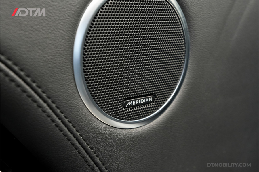 Land Rover Range Rover P400e Westminster Black | Meridian | Ambiance | Panoramadak | Soft-Close