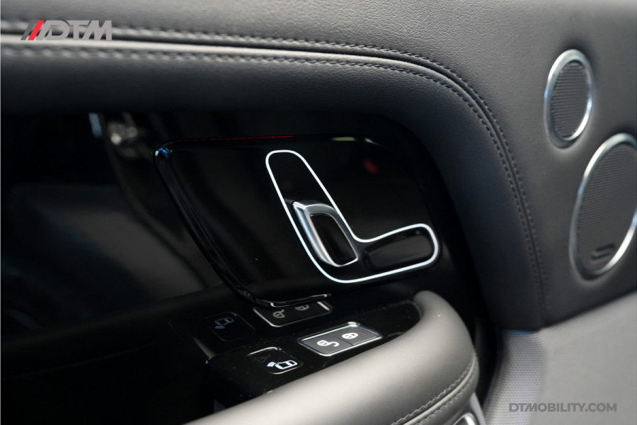 Land Rover Range Rover P400e Westminster Black | Meridian | Ambiance | Panoramadak | Soft-Close