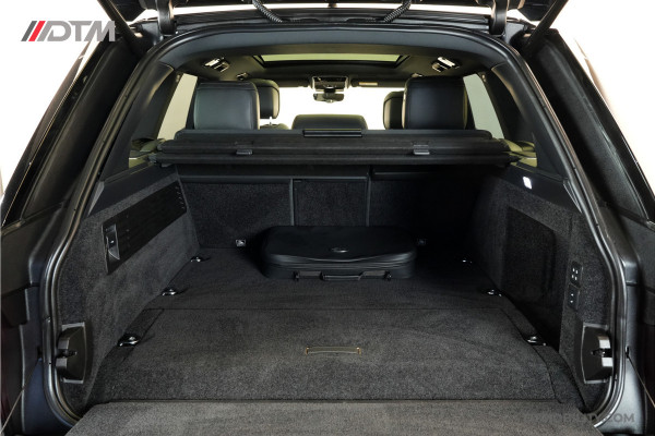 Land Rover Range Rover P400e Westminster Black | Meridian | Ambiance | Panoramadak | Soft-Close