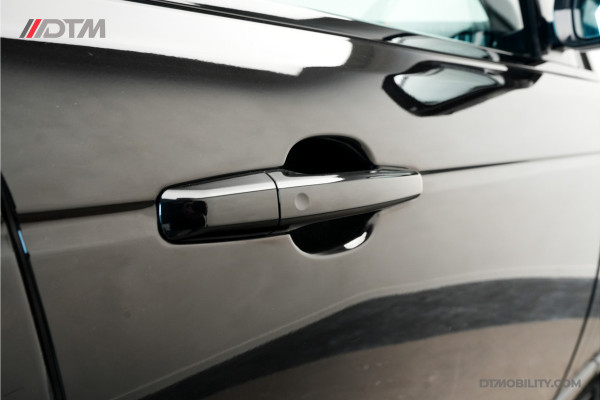 Land Rover Range Rover P400e Westminster Black | Meridian | Ambiance | Panoramadak | Soft-Close