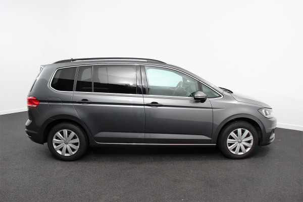Volkswagen Touran 1.5 TSI 150pk DSG Comfortline 7p | Navigatie | Apple Carplay/Android Auto | Climate Control | Cruise Control Adaptive | Stoelverwarming | Parkeer sensoren