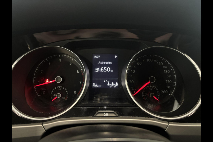 Volkswagen Touran 1.5 TSI 150pk DSG Comfortline 7p | Navigatie | Apple Carplay/Android Auto | Climate Control | Cruise Control Adaptive | Stoelverwarming | Parkeer sensoren