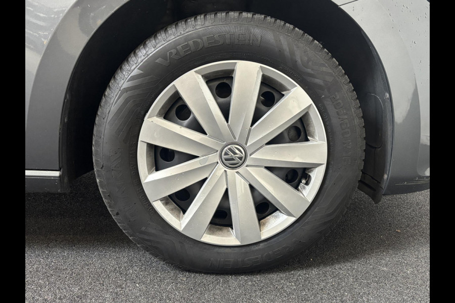 Volkswagen Touran 1.5 TSI 150pk DSG Comfortline 7p | Navigatie | Apple Carplay/Android Auto | Climate Control | Cruise Control Adaptive | Stoelverwarming | Parkeer sensoren