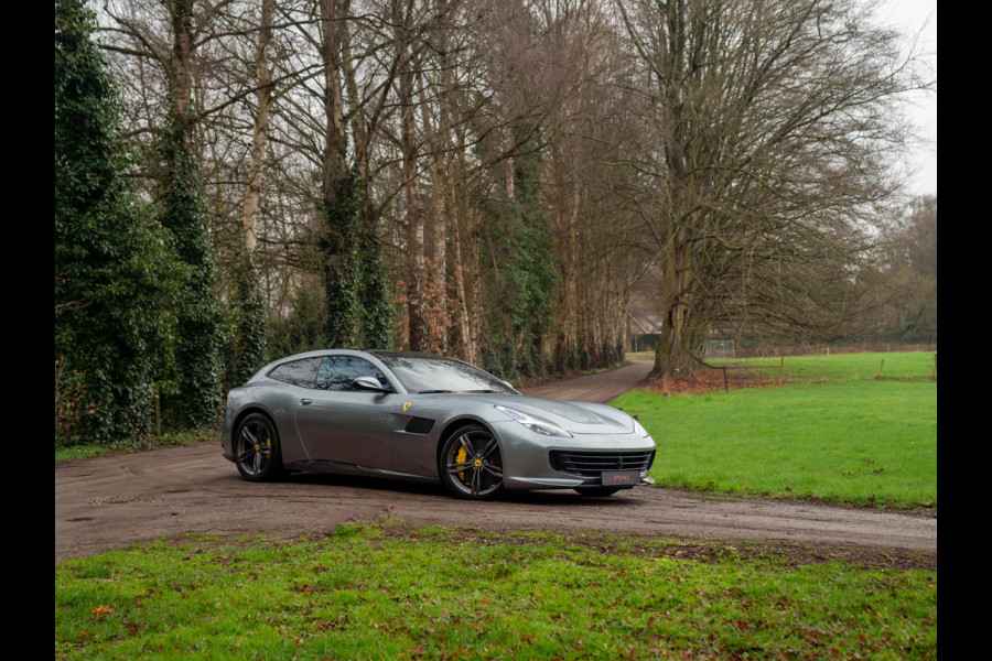 Ferrari GTC4Lusso T 3.9 V8 | Pano-dak | JBL | Lift