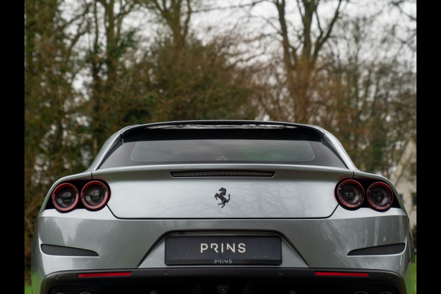 Ferrari GTC4Lusso T 3.9 V8 | Pano-dak | JBL | Lift