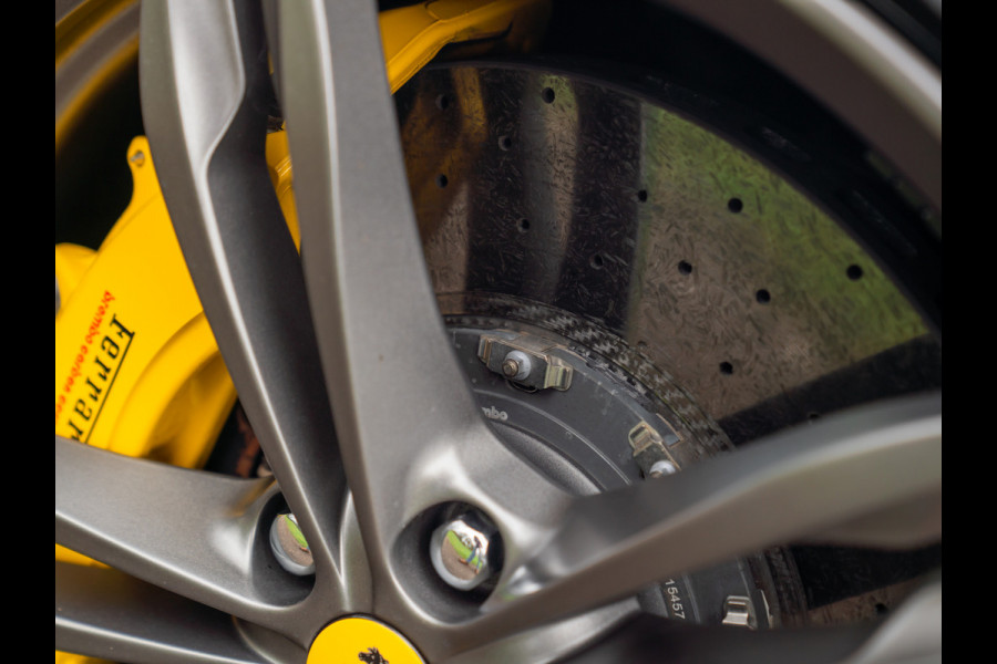 Ferrari GTC4Lusso T 3.9 V8 | Pano-dak | JBL | Lift