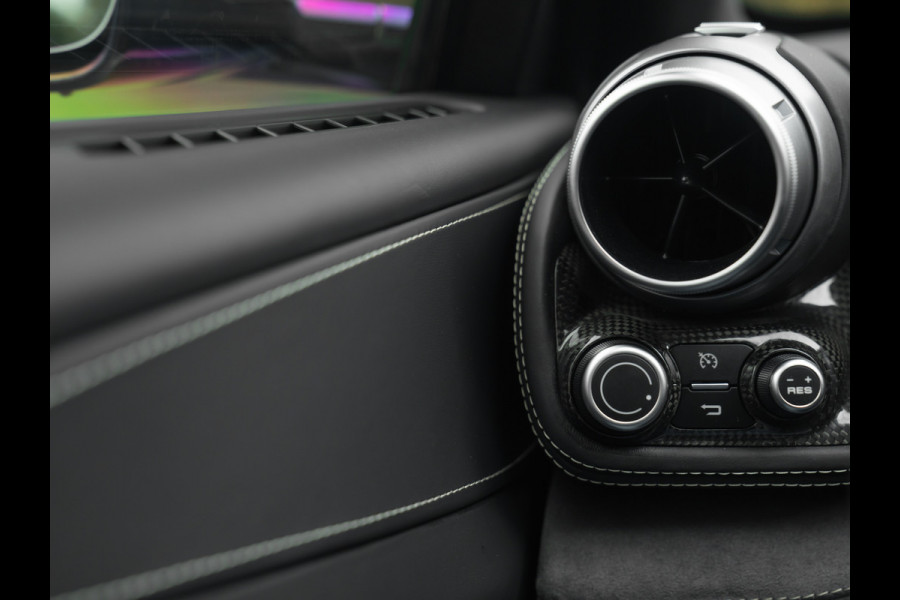 Ferrari GTC4Lusso T 3.9 V8 | Pano-dak | JBL | Lift