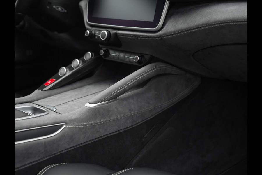 Ferrari GTC4Lusso T 3.9 V8 | Pano-dak | JBL | Lift