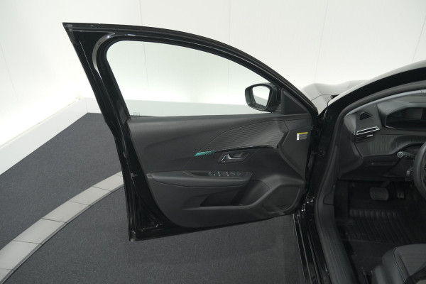 Peugeot e-208 EV Allure 50 kWh | Parkeersensoren | Apple Carplay | Climate Control | 3-fasen