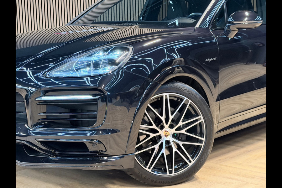Porsche Cayenne Coupé 3.0 E-Hybrid 462PK Sport Design - Pano