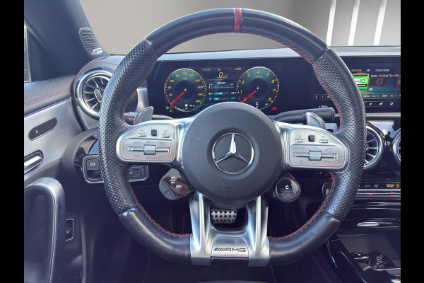 Mercedes-Benz CLA-Klasse AMG 35 4MATIC Premium Plus | Panoramadak | Burmester | Geheugen L+R | 360 Camera | Nightpakket | 19"|