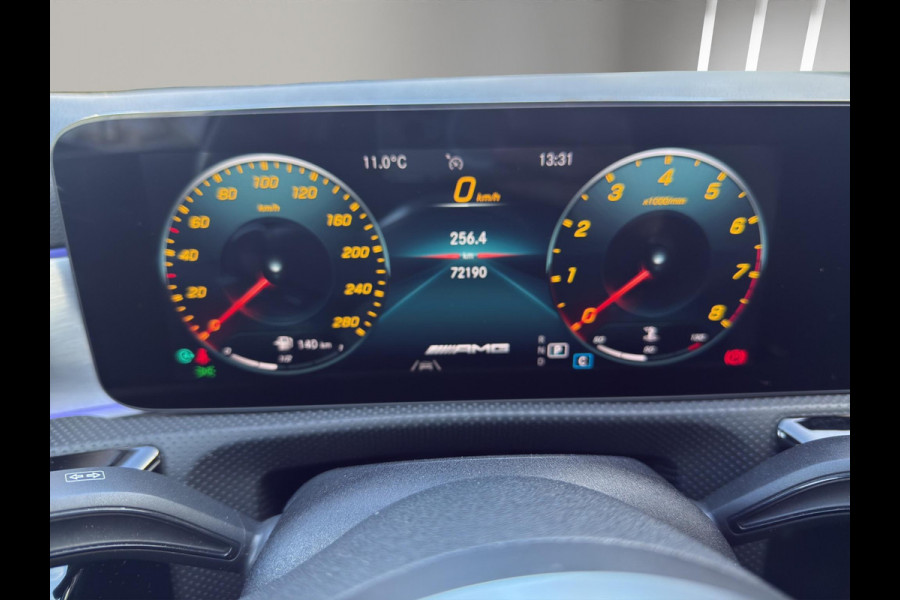 Mercedes-Benz CLA-Klasse AMG 35 4MATIC Premium Plus | Panoramadak | Burmester | Geheugen L+R | 360 Camera | Nightpakket | 19"|