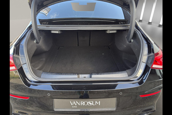 Mercedes-Benz CLA-Klasse AMG 35 4MATIC Premium Plus | Panoramadak | Burmester | Geheugen L+R | 360 Camera | Nightpakket | 19"|