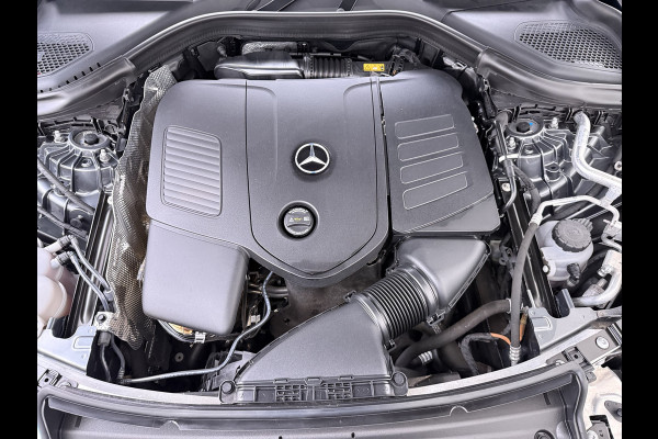 Mercedes-Benz GLC 300 e 4MATIC AMG Line | Trekhaak Memory Sound Distronic