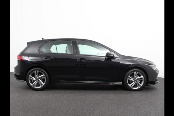 Volkswagen Golf 1.5 eTSI R-Line | Climate Control | Apple carplay/ Andriod Auto | Achteruitrij camera | Parkeersensoren | Sfeerverlichting | Lichtmetalen velgen | Led lampen