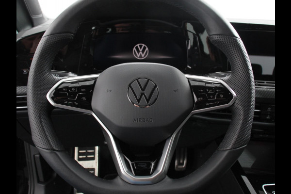 Volkswagen Golf 1.5 eTSI R-Line | Climate Control | Apple carplay/ Andriod Auto | Achteruitrij camera | Parkeersensoren | Sfeerverlichting | Lichtmetalen velgen | Led lampen