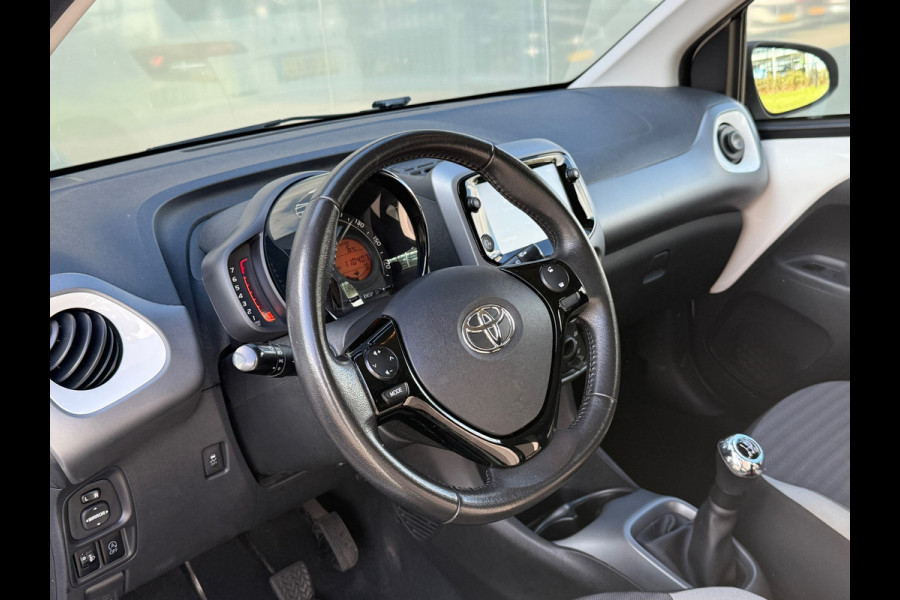 Toyota Aygo 1.0 VVT-i x-play Navi|Camera|Carplay
