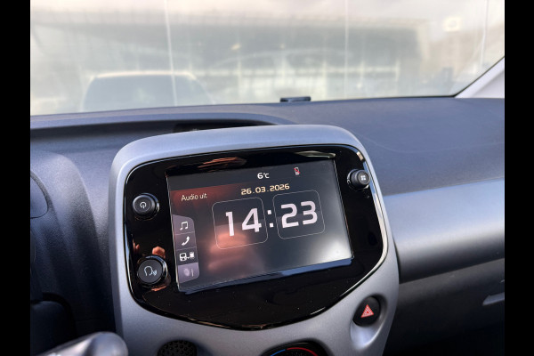 Toyota Aygo 1.0 VVT-i x-play Navi|Camera|Carplay