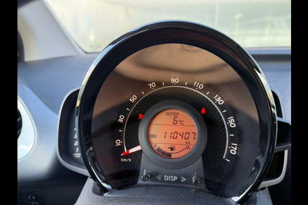 Toyota Aygo 1.0 VVT-i x-play Navi|Camera|Carplay