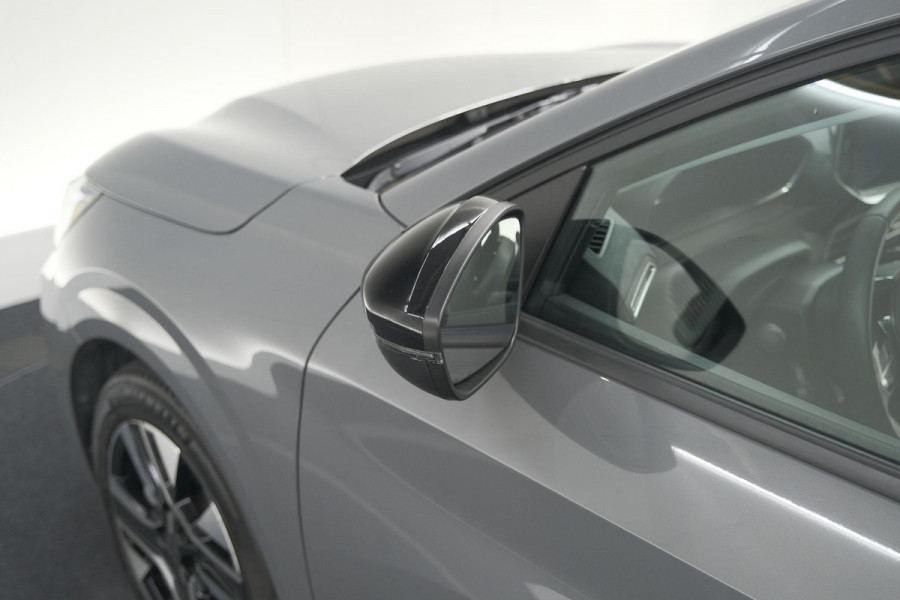 Peugeot 208 PureTech 100 Allure | Apple Carplay | Parkeersensoren | Climate Control