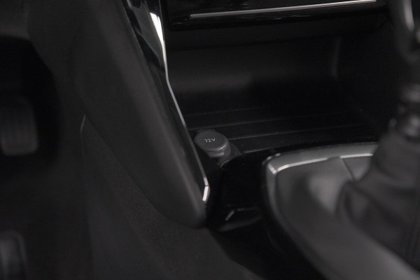 Peugeot 208 PureTech 100 Allure | Apple Carplay | Parkeersensoren | Climate Control
