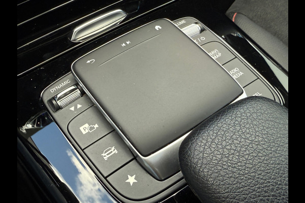 Mercedes-Benz CLA-Klasse 180 AMG LINE Night|Pano|Sfeer|Memory|Dealer onderhouden