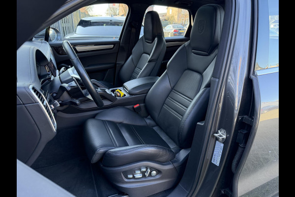 Porsche Cayenne 2.9 S Platinum Edition | Panoramadak | 360* Camera | Head-Up Display | Softclose | Bose | Elektrische Trekhaak |