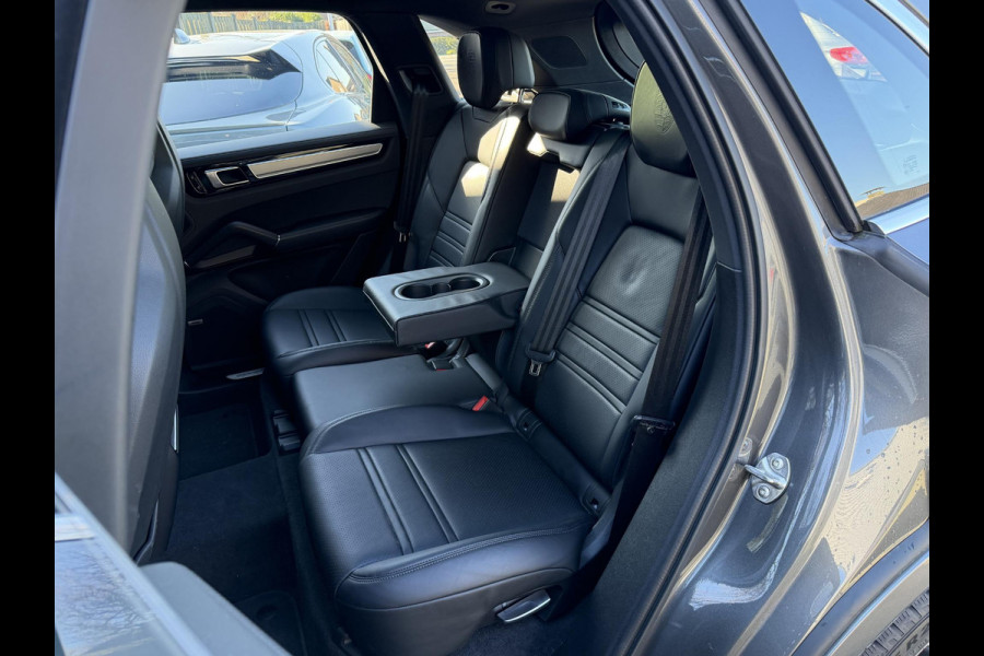 Porsche Cayenne 2.9 S Platinum Edition | Panoramadak | 360* Camera | Head-Up Display | Softclose | Bose | Elektrische Trekhaak |