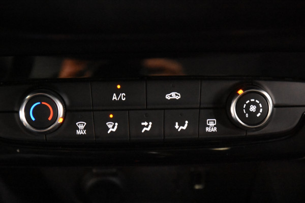 Opel Corsa 1.2 Edition *1ste Eigenaar*Navigatie*Parkassist*Carplay*