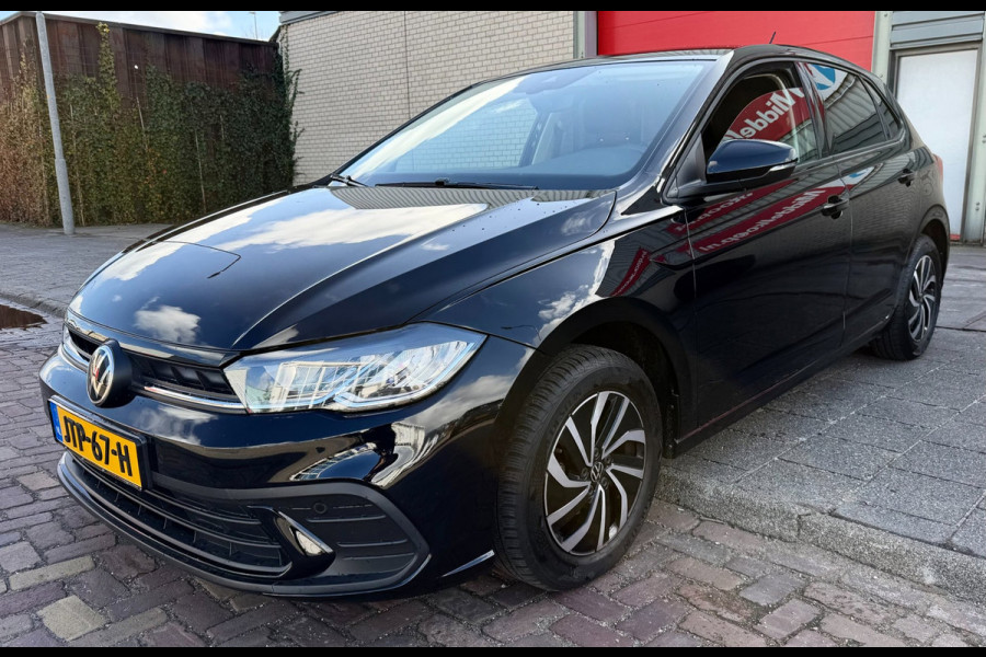 Volkswagen Polo 1.0 TSI Life Business