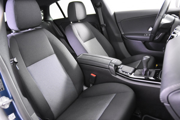 Mercedes-Benz CLA-Klasse Shooting Brake 180 Business Solution *1ste Eigenaar*Navigatie*Stoelverwarming*Camera*