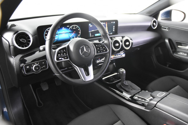 Mercedes-Benz CLA-Klasse Shooting Brake 180 Business Solution *1ste Eigenaar*Navigatie*Stoelverwarming*Camera*