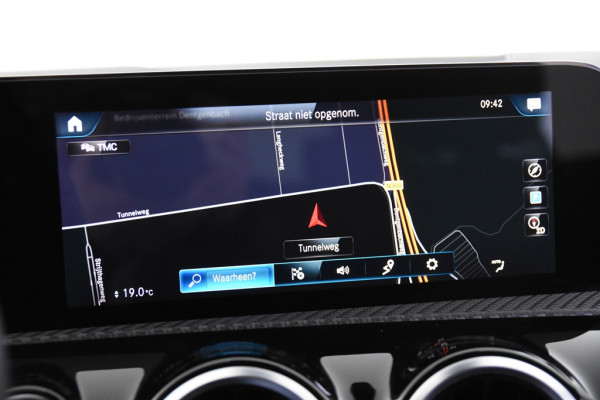 Mercedes-Benz CLA-Klasse Shooting Brake 180 Business Solution *1ste Eigenaar*Navigatie*Stoelverwarming*Camera*