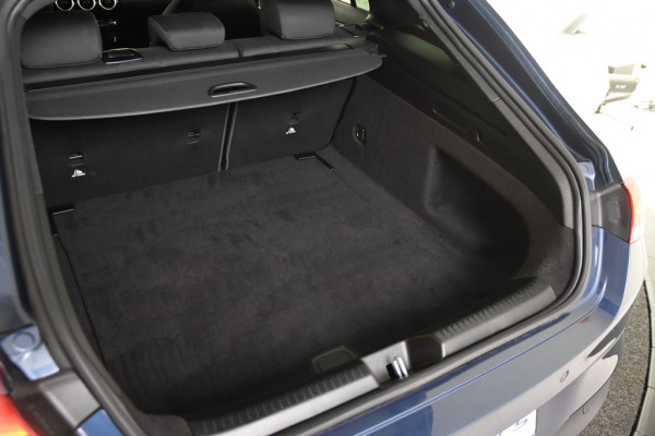 Mercedes-Benz CLA-Klasse Shooting Brake 180 Business Solution *1ste Eigenaar*Navigatie*Stoelverwarming*Camera*